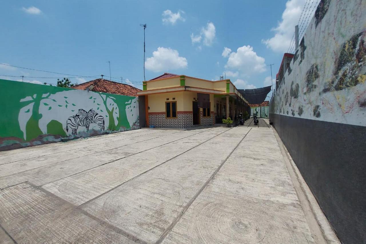 Homestay Fifa Syariah Pati Near Rsud Raa Soewondo Exteriér fotografie